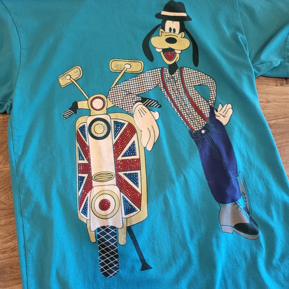 RARE Disney goofy tee with rinestones sixe xl - Picture 2 of 4